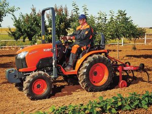 Tractor B3150 (31CV)
