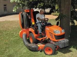 Tractor BX2350 (23CV)